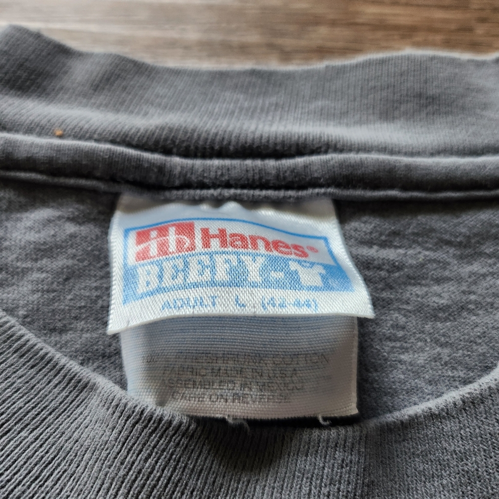 Vintage Gray Graphic Tee - Picture 7 of 7